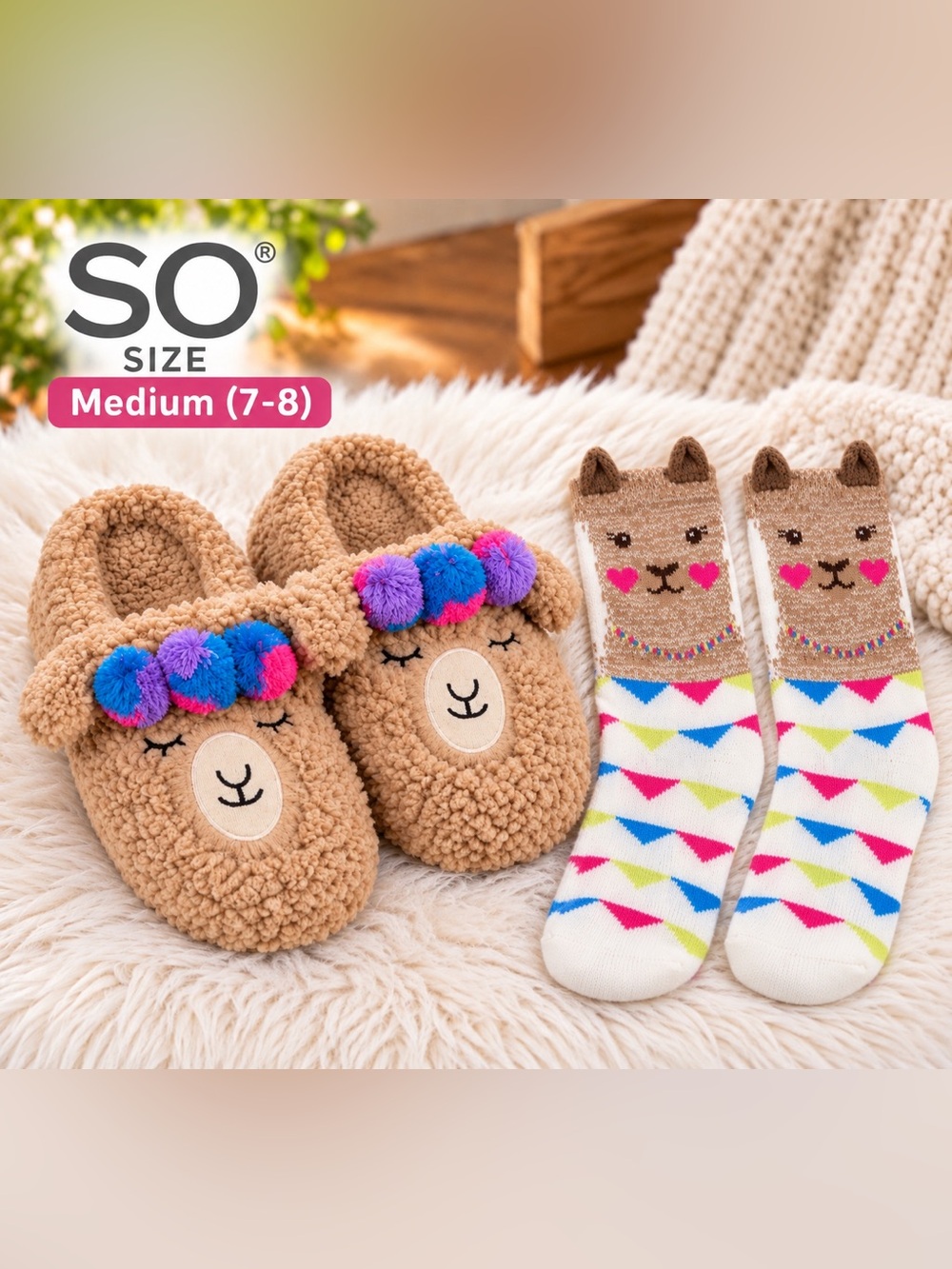 SO Llama Platform Clog Slippers Medium 7-8 Sherpa Faux Fur Pom Pom + socks